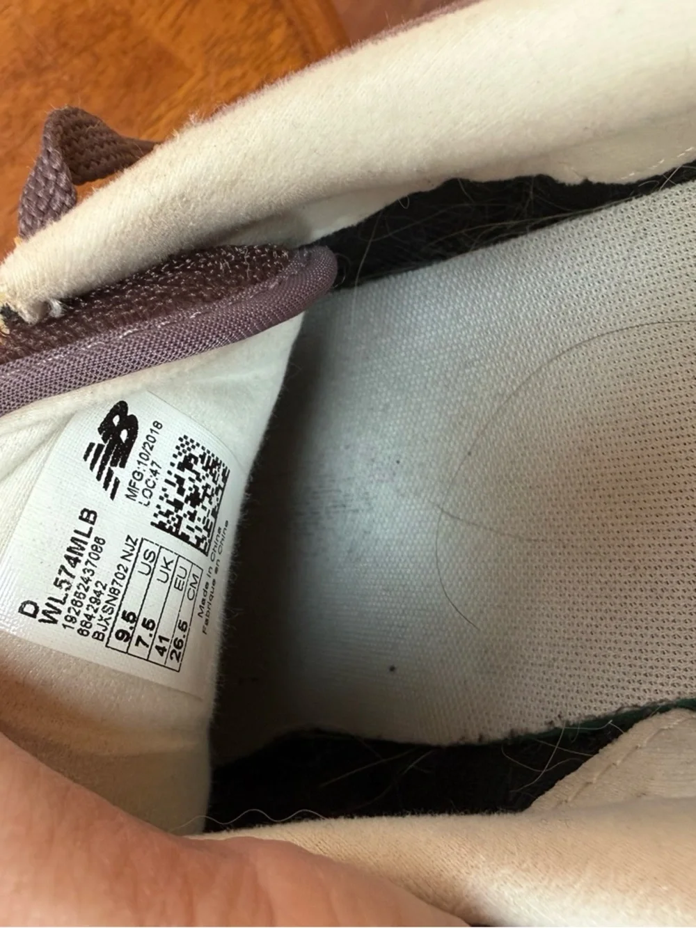 Women’s 574 New Balance Sneakers - Picture 7 of 7